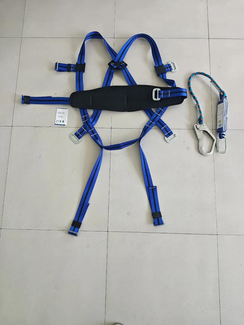 劳保用品批发：行业动态分析
